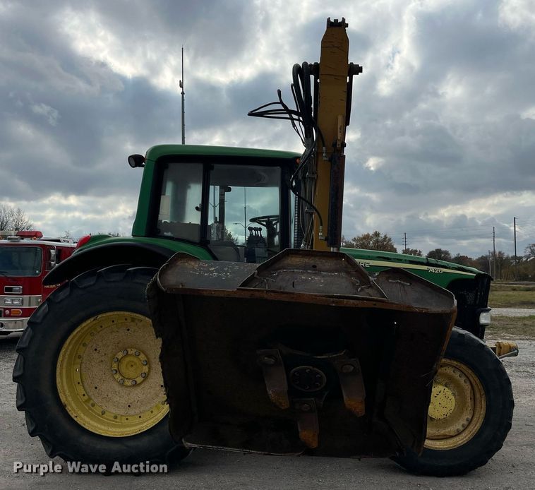 image for item DP2134 2006 John Deere 7420  MFWD tractor