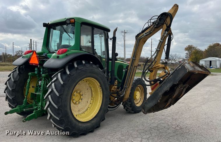 image for item DP2134 2006 John Deere 7420  MFWD tractor