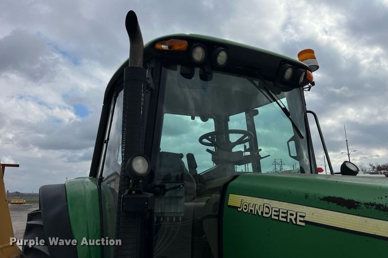 image for item DP2134 2006 John Deere 7420  MFWD tractor