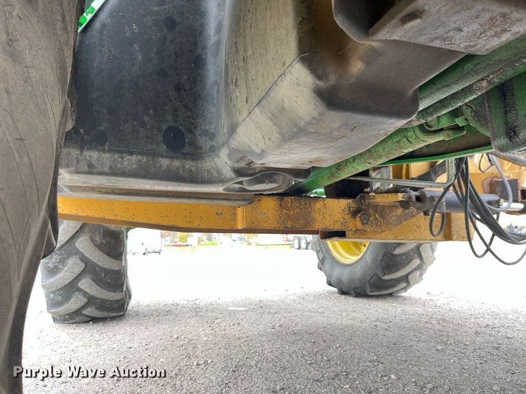 image for item DP2134 2006 John Deere 7420  MFWD tractor