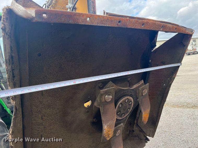 image for item DP2134 2006 John Deere 7420  MFWD tractor