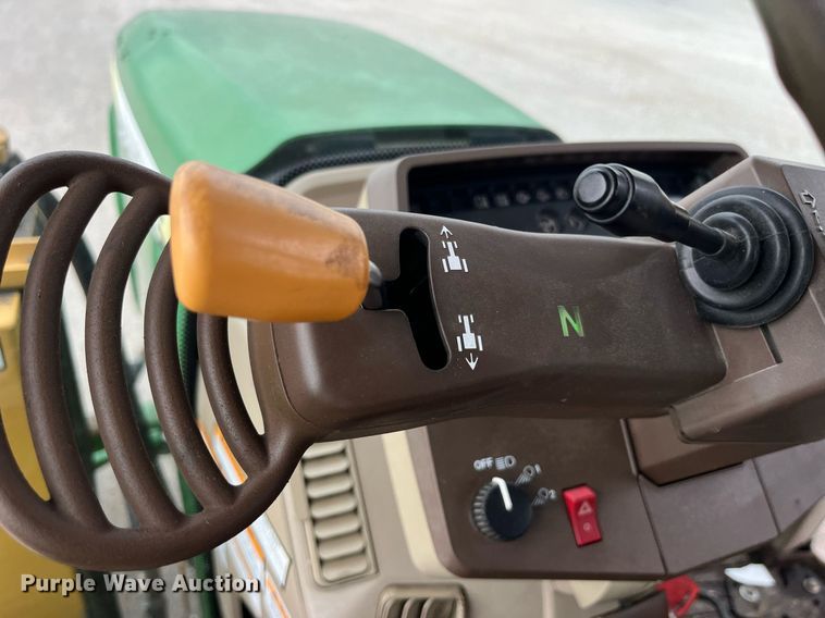 image for item DP2134 2006 John Deere 7420  MFWD tractor