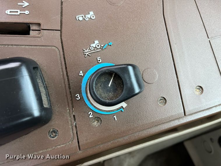 image for item DP2134 2006 John Deere 7420  MFWD tractor