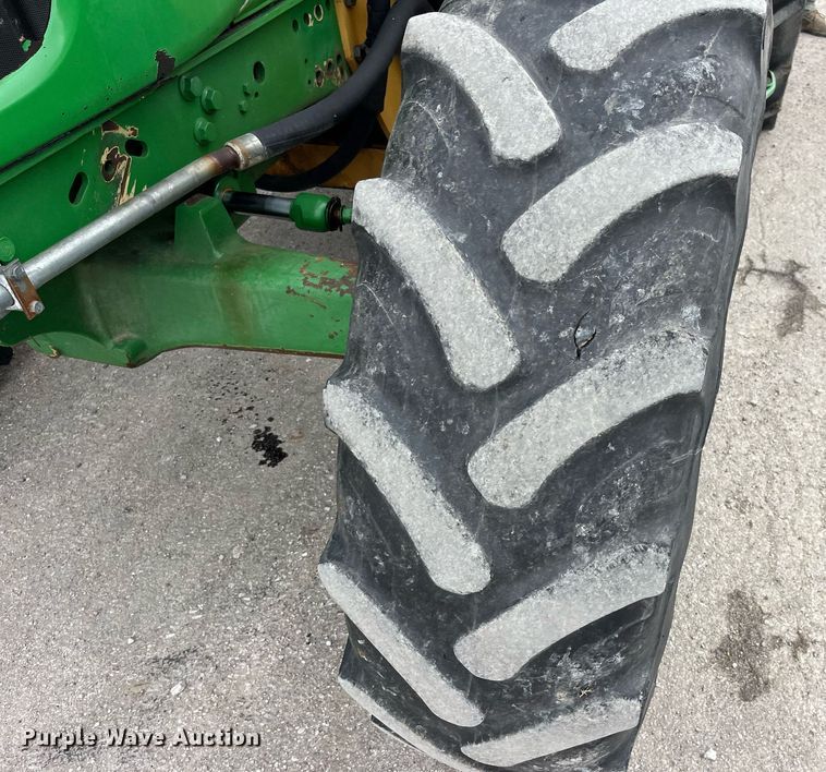 image for item DP2134 2006 John Deere 7420  MFWD tractor