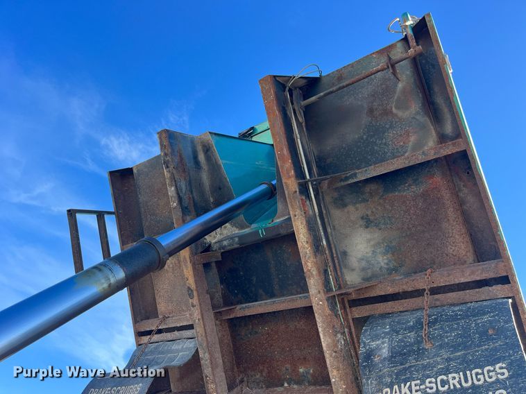 image for item DP2137 1987 International F9379-6x4  dump truck