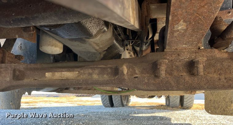 image for item DP2137 1987 International F9379-6x4  dump truck