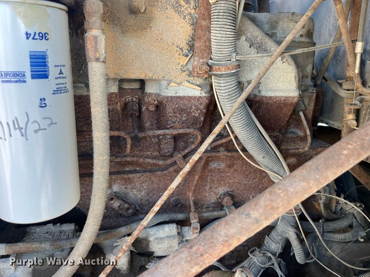 image for item DP2137 1987 International F9379-6x4  dump truck