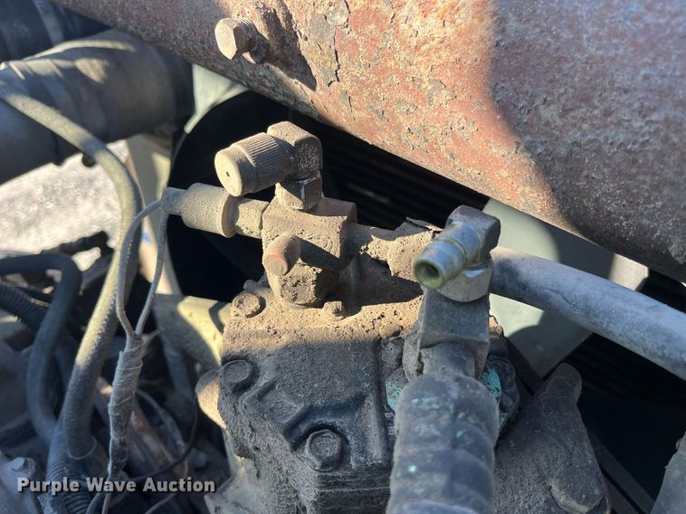 image for item DP2137 1987 International F9379-6x4  dump truck