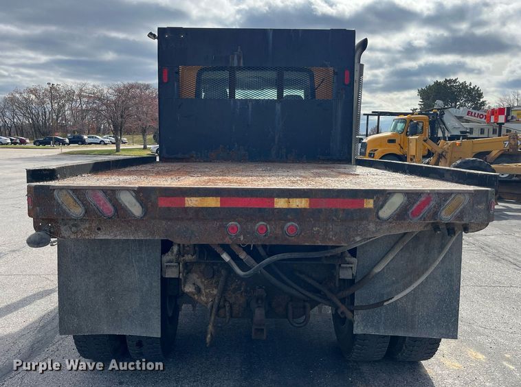 image for item DP2139 2006 International 7400  dump flatbed truck