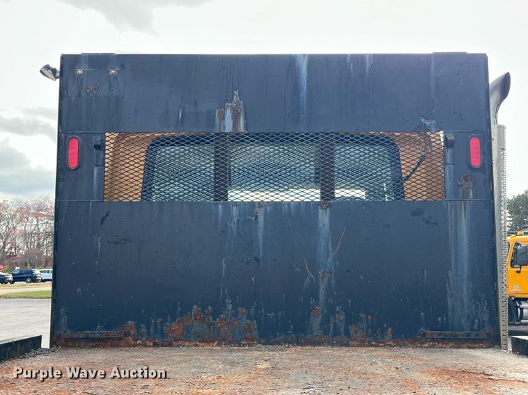 image for item DP2139 2006 International 7400  dump flatbed truck