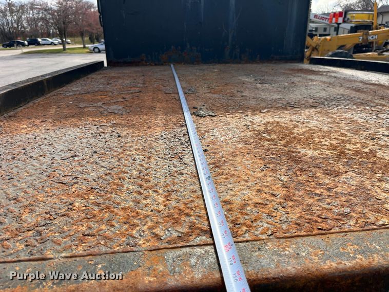 image for item DP2139 2006 International 7400  dump flatbed truck