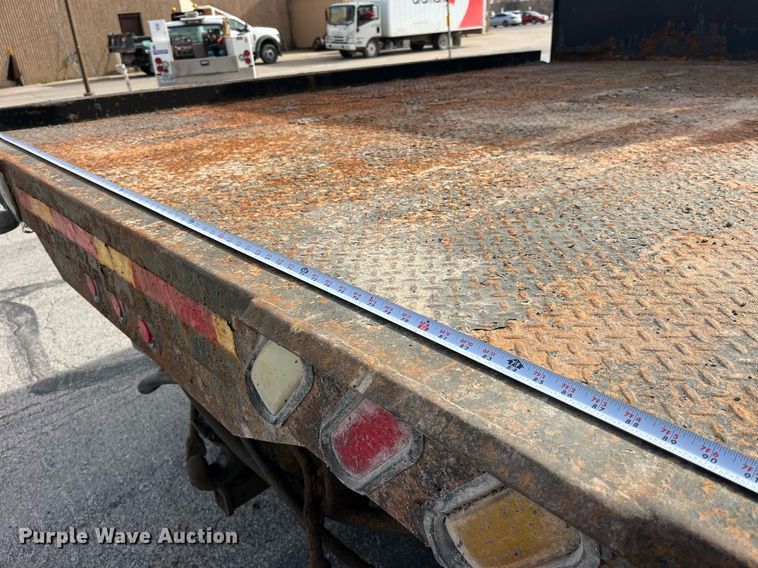 image for item DP2139 2006 International 7400  dump flatbed truck