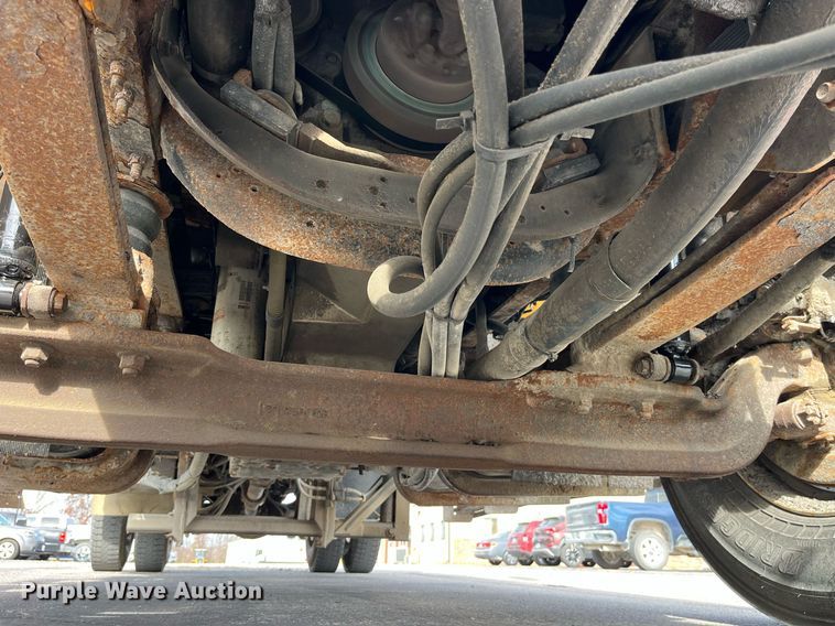 image for item DP2139 2006 International 7400  dump flatbed truck