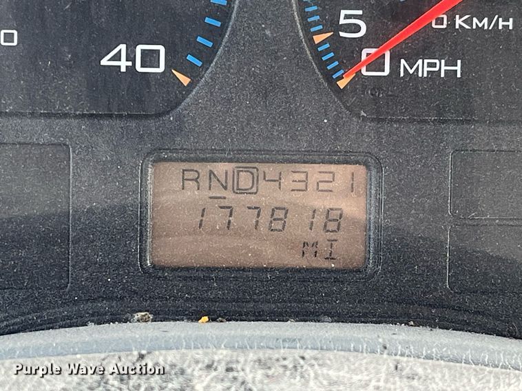 image for item DP2139 2006 International 7400  dump flatbed truck