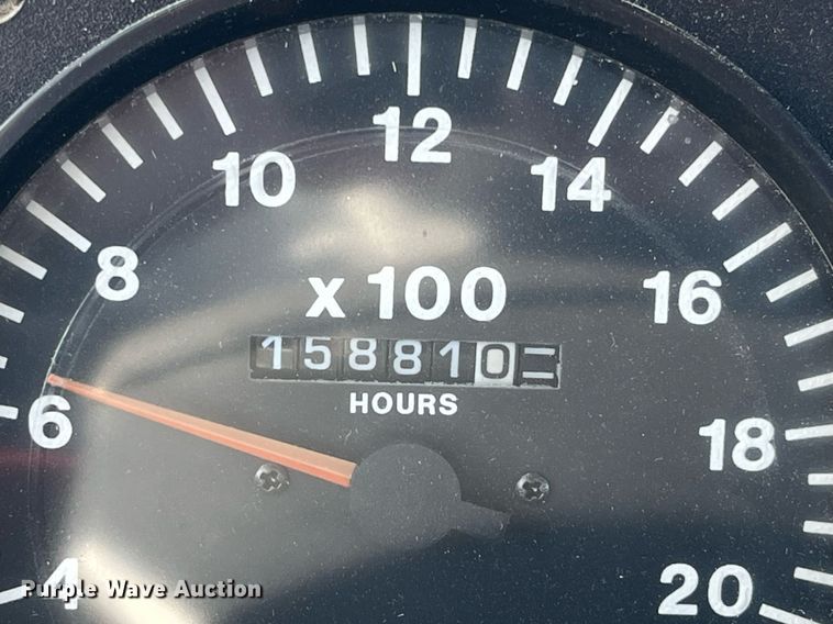 image for item DP2141 2000 Mack CH613  semi truck