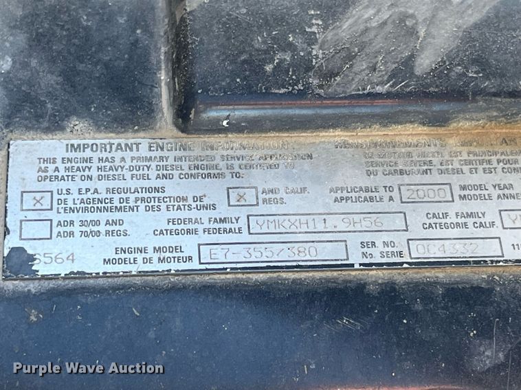 image for item DP2141 2000 Mack CH613  semi truck