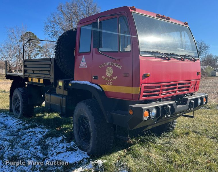 image for item DP2153 1996 Stewart & Stevenson M1078  flatbed truck