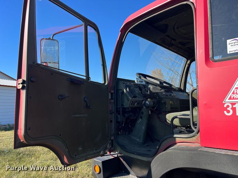 image for item DP2153 1996 Stewart & Stevenson M1078  flatbed truck