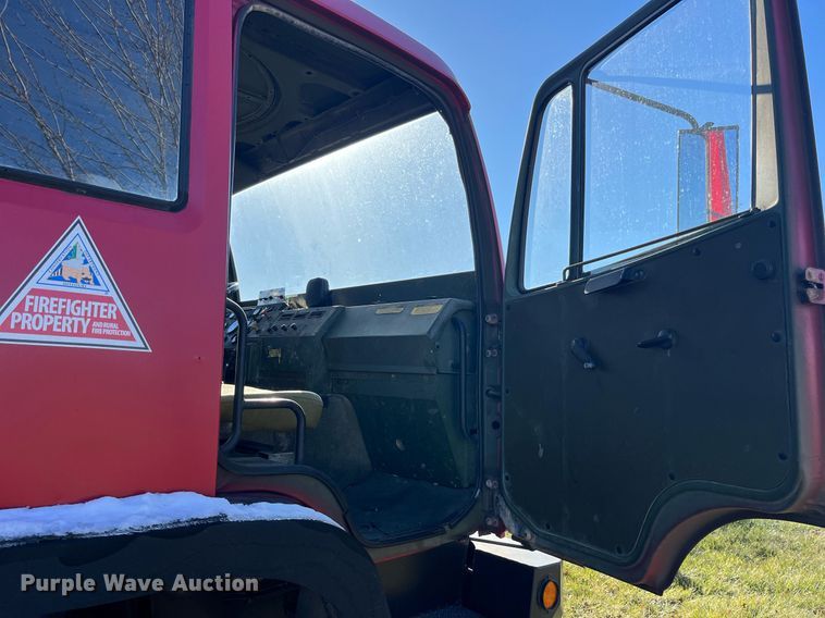 image for item DP2153 1996 Stewart & Stevenson M1078  flatbed truck