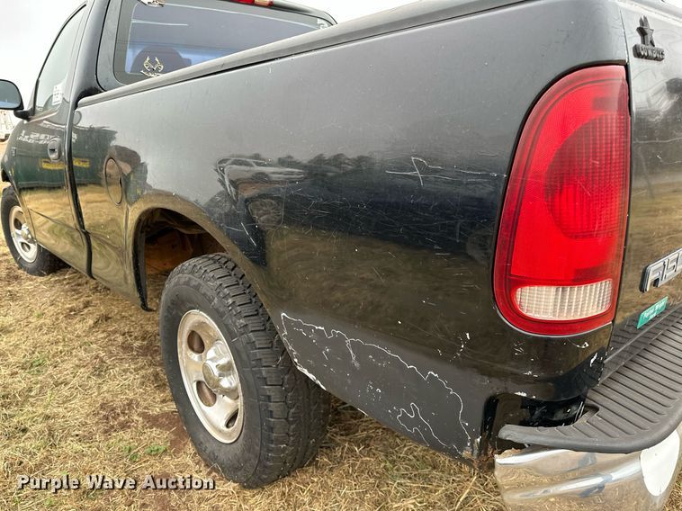 image for item DP3184 2000 Ford F150  pickup truck