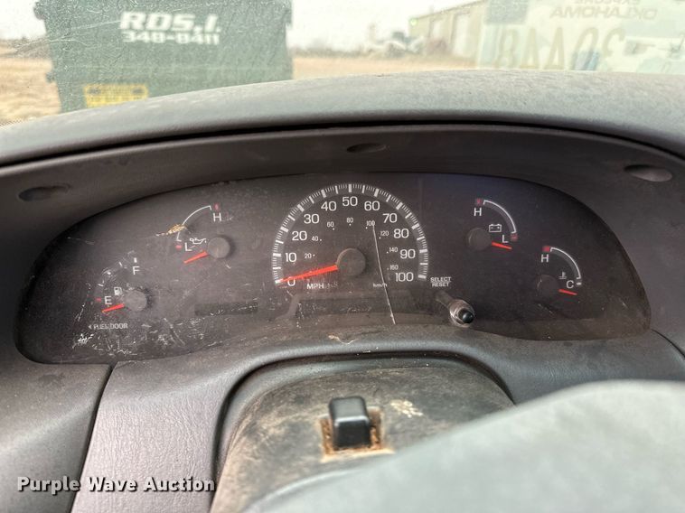 image for item DP3184 2000 Ford F150  pickup truck