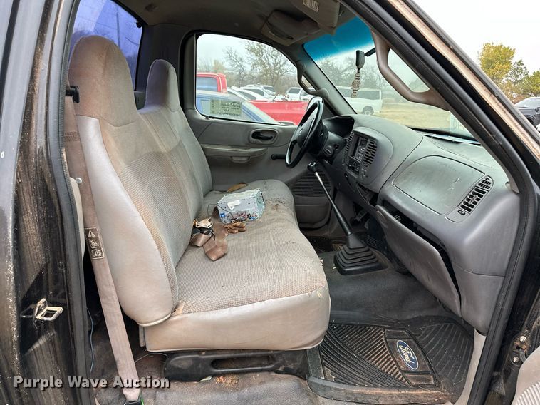 image for item DP3184 2000 Ford F150  pickup truck