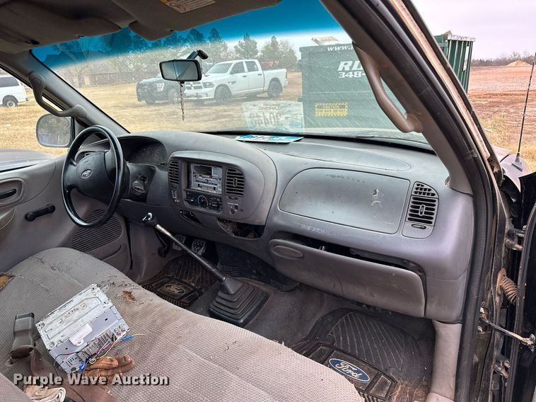 image for item DP3184 2000 Ford F150  pickup truck