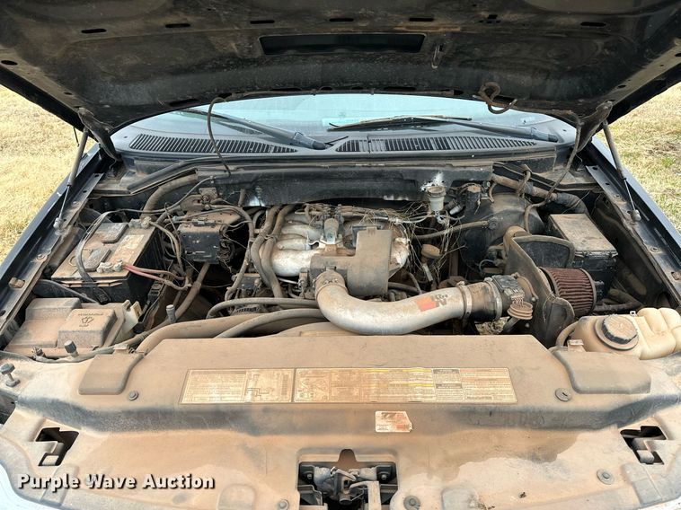 image for item DP3184 2000 Ford F150  pickup truck