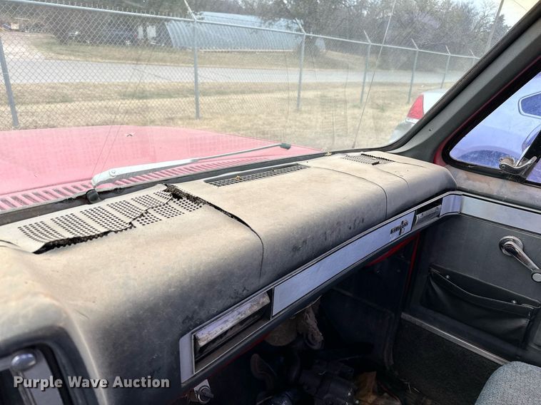 image for item DP3186 1982 Chevrolet C10  pickup truck