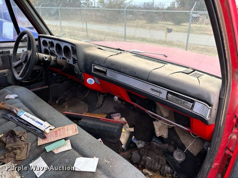 image for item DP3186 1982 Chevrolet C10  pickup truck