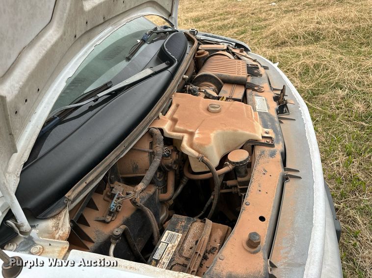 image for item DP3189 2002 Chevrolet Express 3500  van