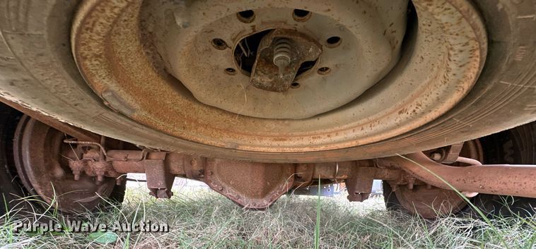 image for item DP3189 2002 Chevrolet Express 3500  van