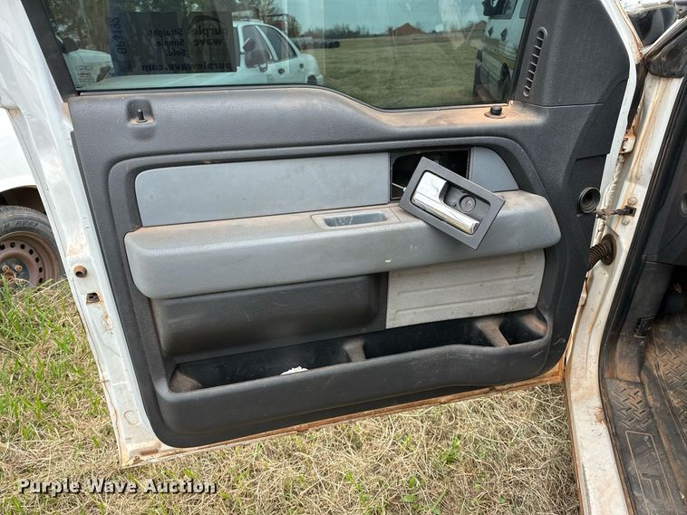 image for item DP3192 2013 Ford F150  SuperCrew pickup truck