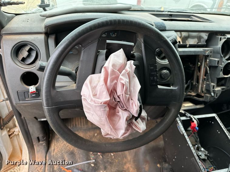 image for item DP3192 2013 Ford F150  SuperCrew pickup truck