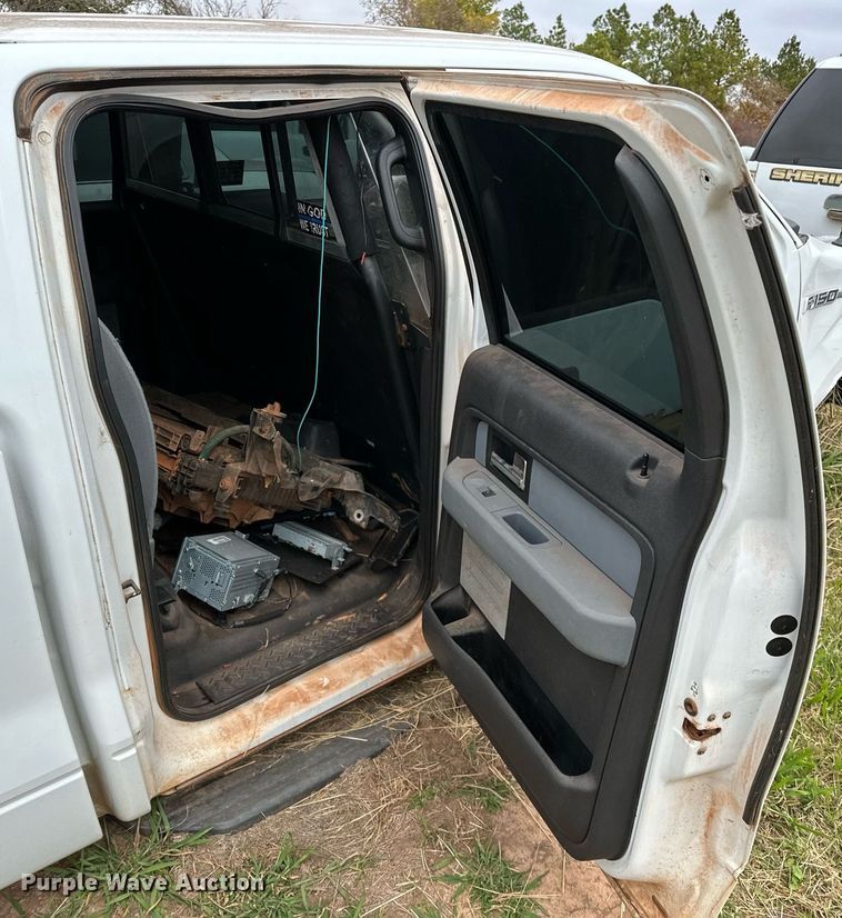 image for item DP3192 2013 Ford F150  SuperCrew pickup truck