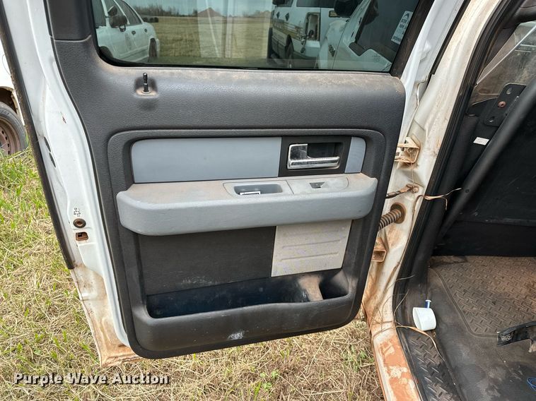 image for item DP3192 2013 Ford F150  SuperCrew pickup truck