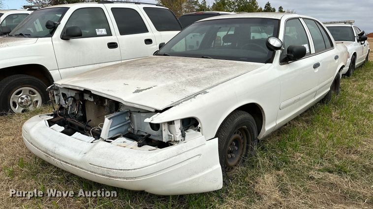 image for item DP3193 2002 Ford Crown Victoria Police Interceptor