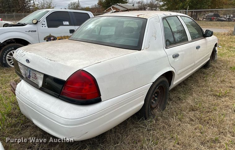 image for item DP3193 2002 Ford Crown Victoria Police Interceptor