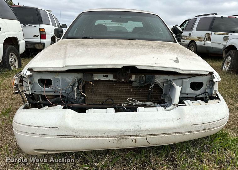 image for item DP3193 2002 Ford Crown Victoria Police Interceptor