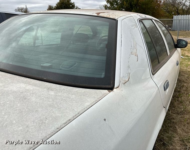 image for item DP3193 2002 Ford Crown Victoria Police Interceptor