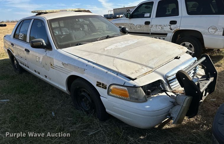 image for item DP3195 2005 Ford Crown Victoria Police Interceptor