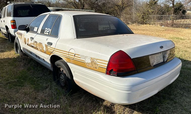 image for item DP3195 2005 Ford Crown Victoria Police Interceptor