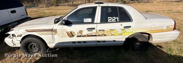 image for item DP3195 2005 Ford Crown Victoria Police Interceptor