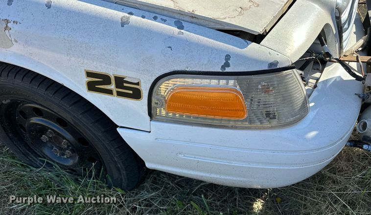 image for item DP3195 2005 Ford Crown Victoria Police Interceptor