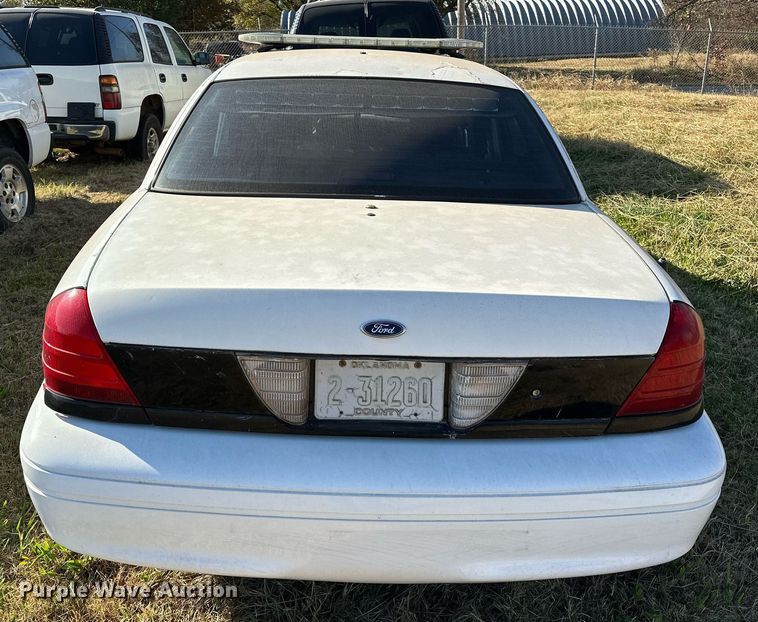 image for item DP3195 2005 Ford Crown Victoria Police Interceptor