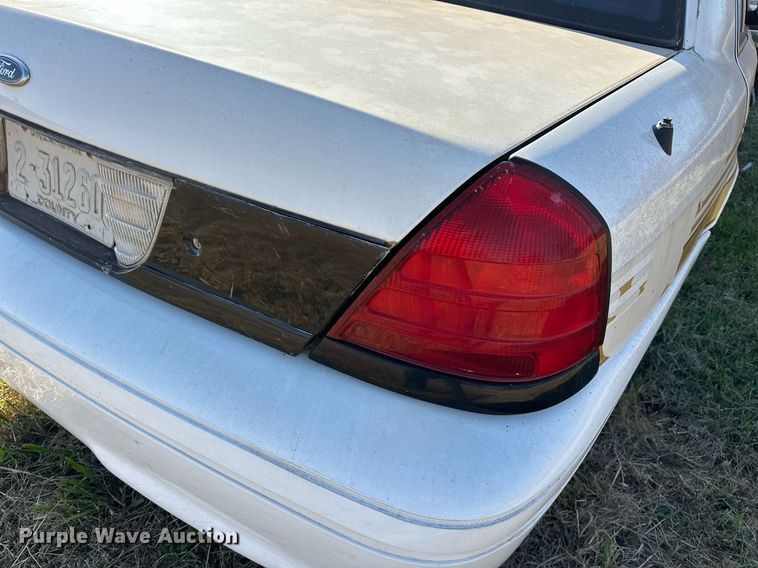 image for item DP3195 2005 Ford Crown Victoria Police Interceptor
