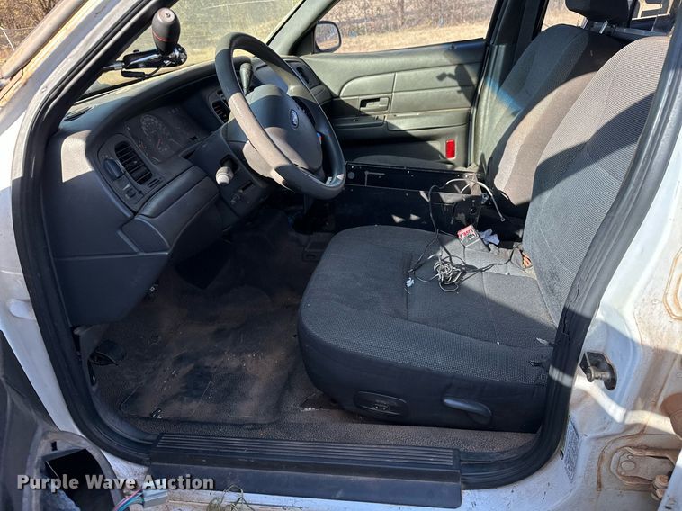 image for item DP3195 2005 Ford Crown Victoria Police Interceptor