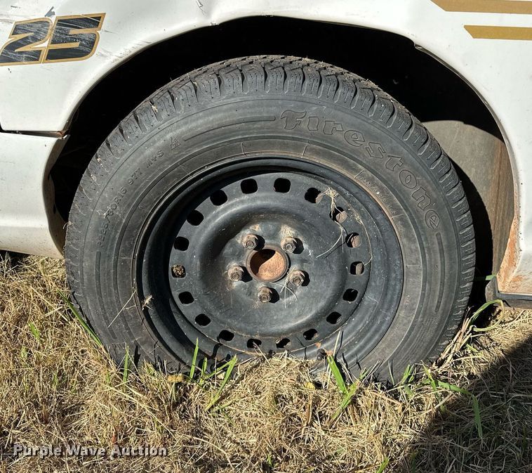 image for item DP3195 2005 Ford Crown Victoria Police Interceptor