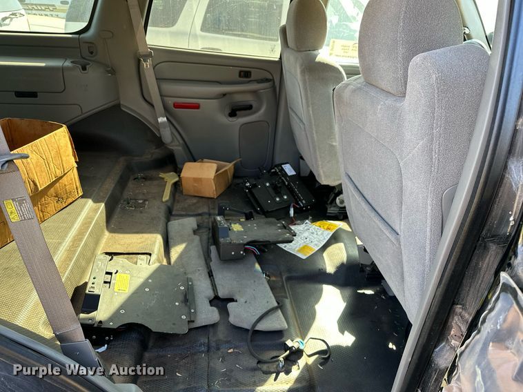 image for item DP3196 2004 Chevrolet Tahoe  SUV