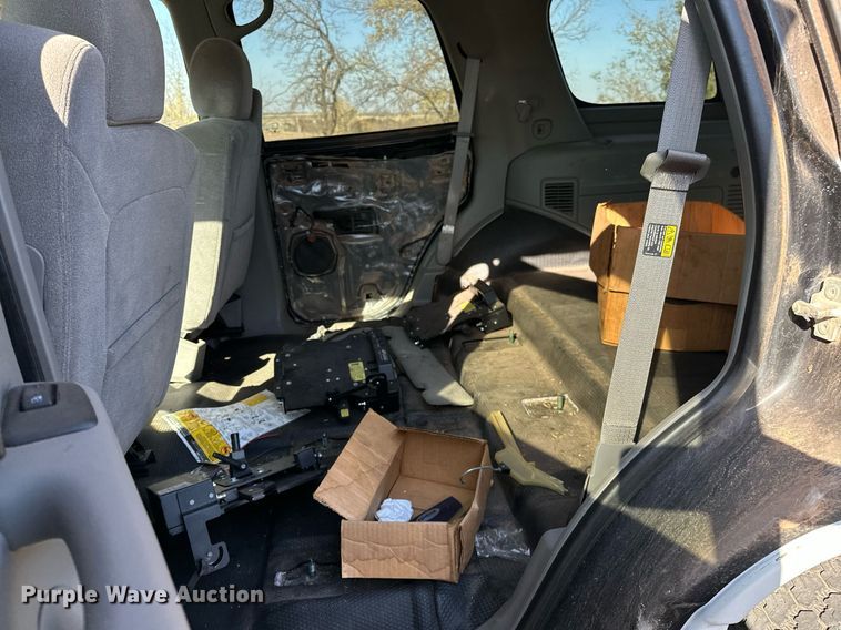 image for item DP3196 2004 Chevrolet Tahoe  SUV